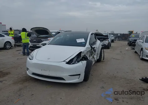 2021 Tesla Model Y Long Range Dual Motor All-Wheel Drive from USA, damaged, VIN 5YJYGDEE9MF278252
